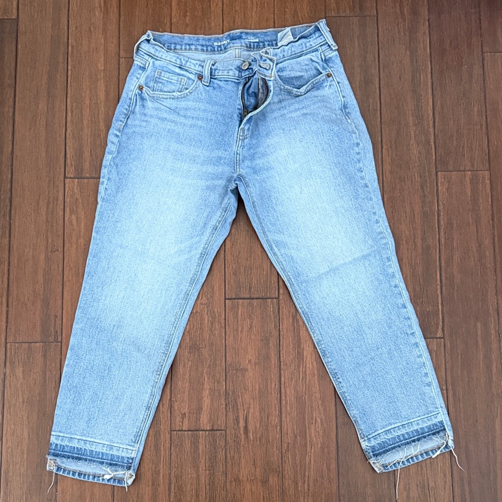 Old Navy Light Blue Ankle Jeans